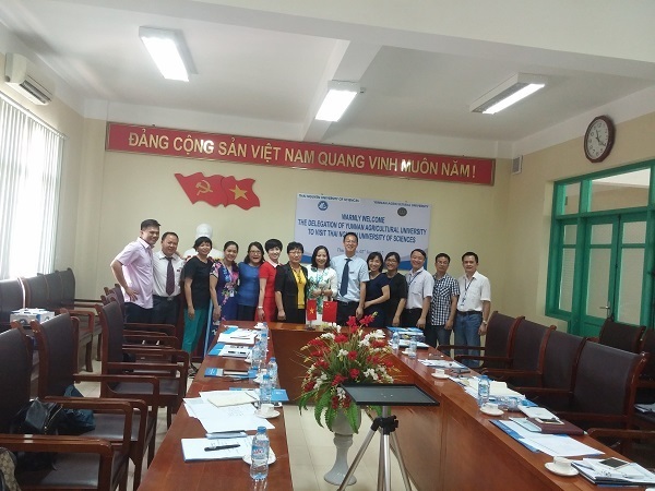 Đại học Nông nghiệp Vân Nam, Trung Quốc tới thăm và làm việc tại Trường Đại học Khoa học