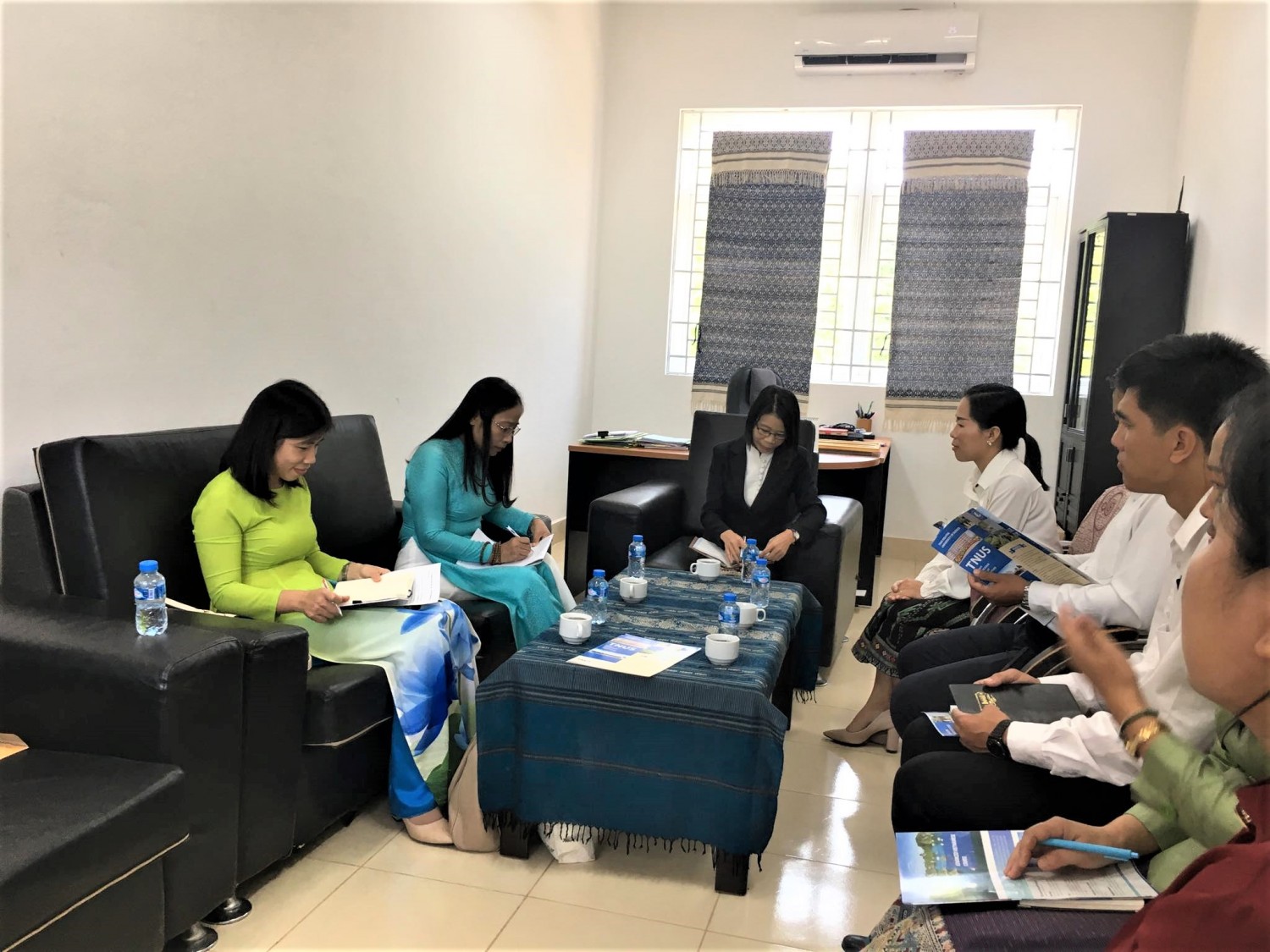 Trường Đại học Khoa học Thái Nguyên làm việc với các giảng viên của Khoa Ngôn ngữ